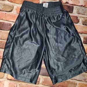 Basketball shorts